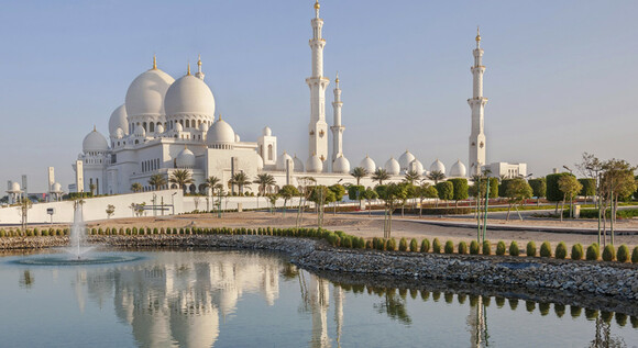 Tres emiratos: Dubái, Abu Dhabi y Sharjah