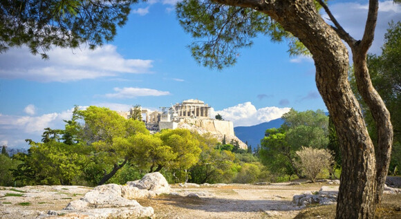 Atenas y alrededores en primavera y verano