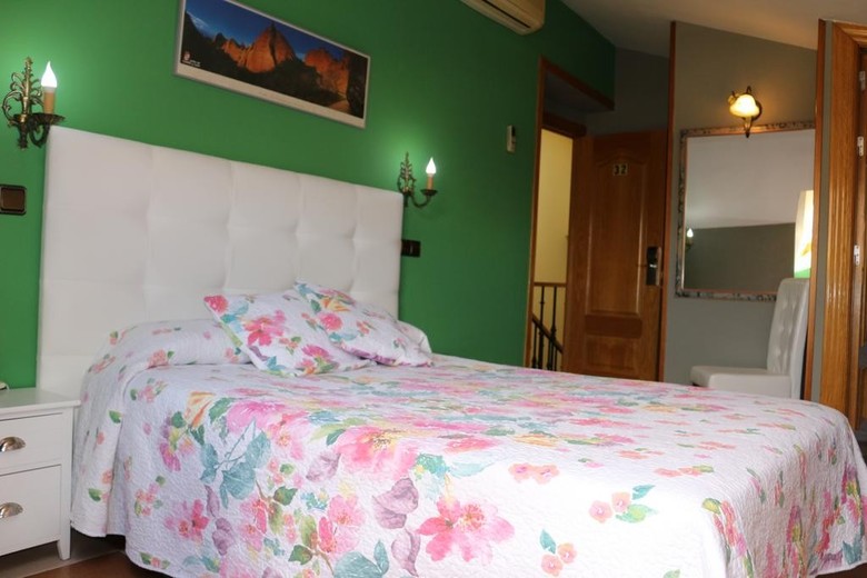 Hostal Don Jaime Ii Segovia Atrapalo Com