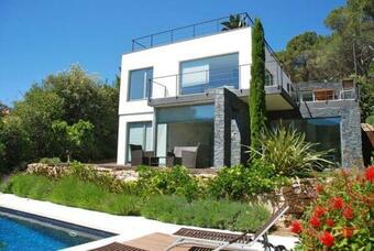 Villa Begur Holiday Home Sleeps 8 With Pool Air Con And Wifi